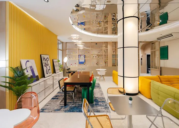 Bembis Charoenakorn 10 Hotel 3*