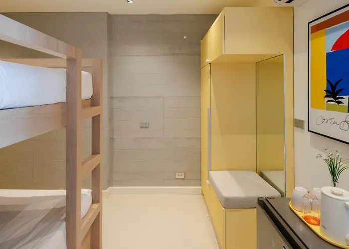 Bembis Charoenakorn 10 Hotel 3*